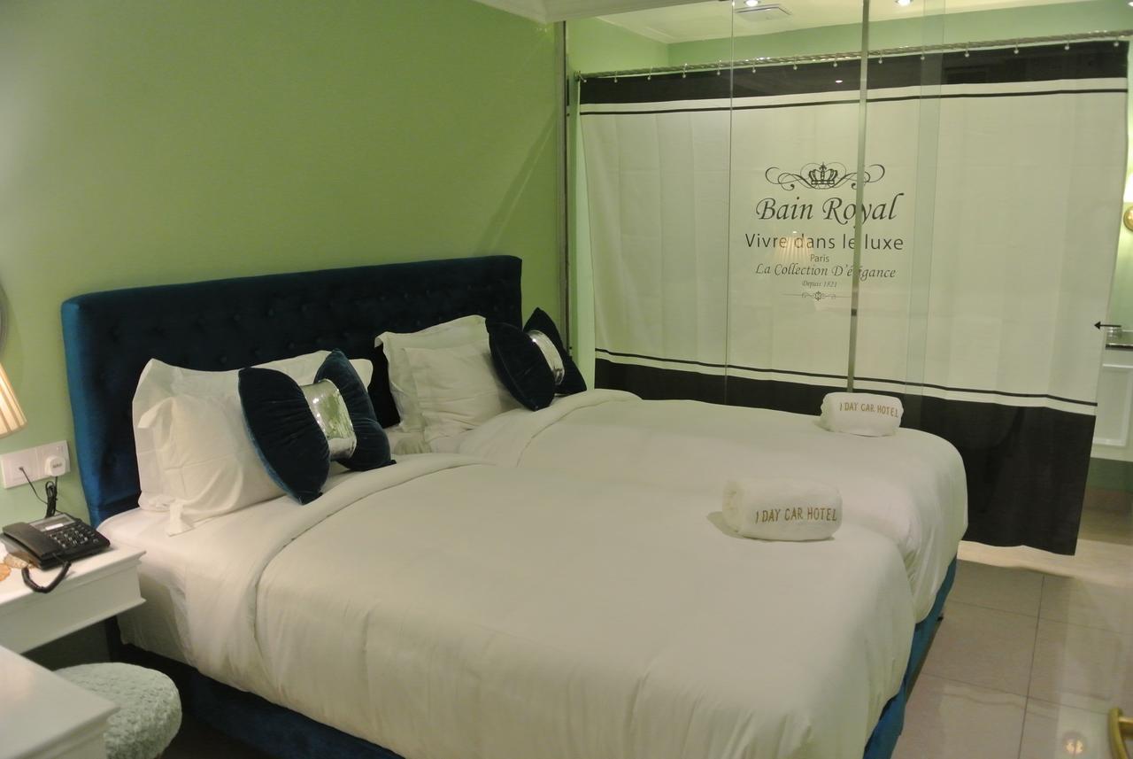 1 Day Car Hotel Station 18 Ipoh Extérieur photo