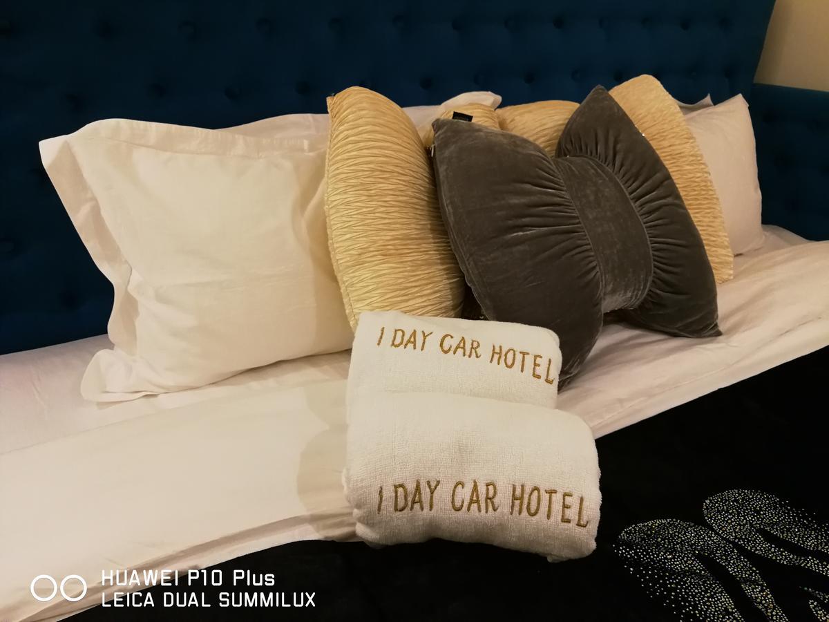 1 Day Car Hotel Station 18 Ipoh Extérieur photo
